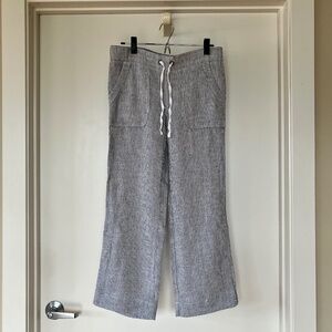 Athlete 100% Linen light blue & white striped mid-rise straight leg pants Size 6